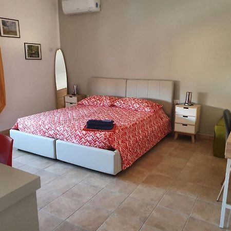 קרבוניה B&B Paolo E Daniela מראה חיצוני תמונה