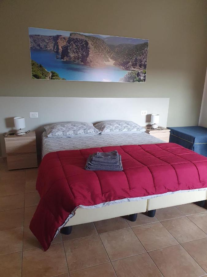 קרבוניה B&B Paolo E Daniela מראה חיצוני תמונה